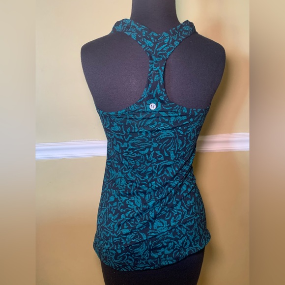 Lululemon - Picture 2 of 2